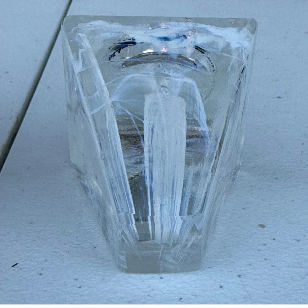 Caithness Glass Scotland Iceberg Desk Clock Quartz Roman Numeral Art Glass Clear